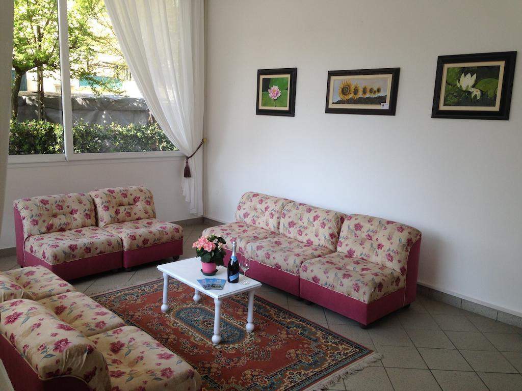 Hotel Primula Lido Di Savio Bagian luar foto